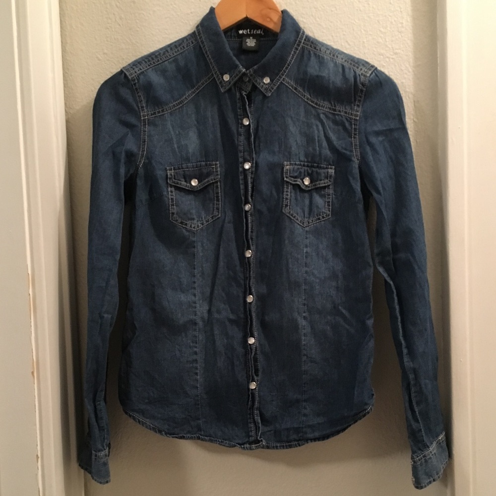 Denim Snap Button Up Shirt Medium